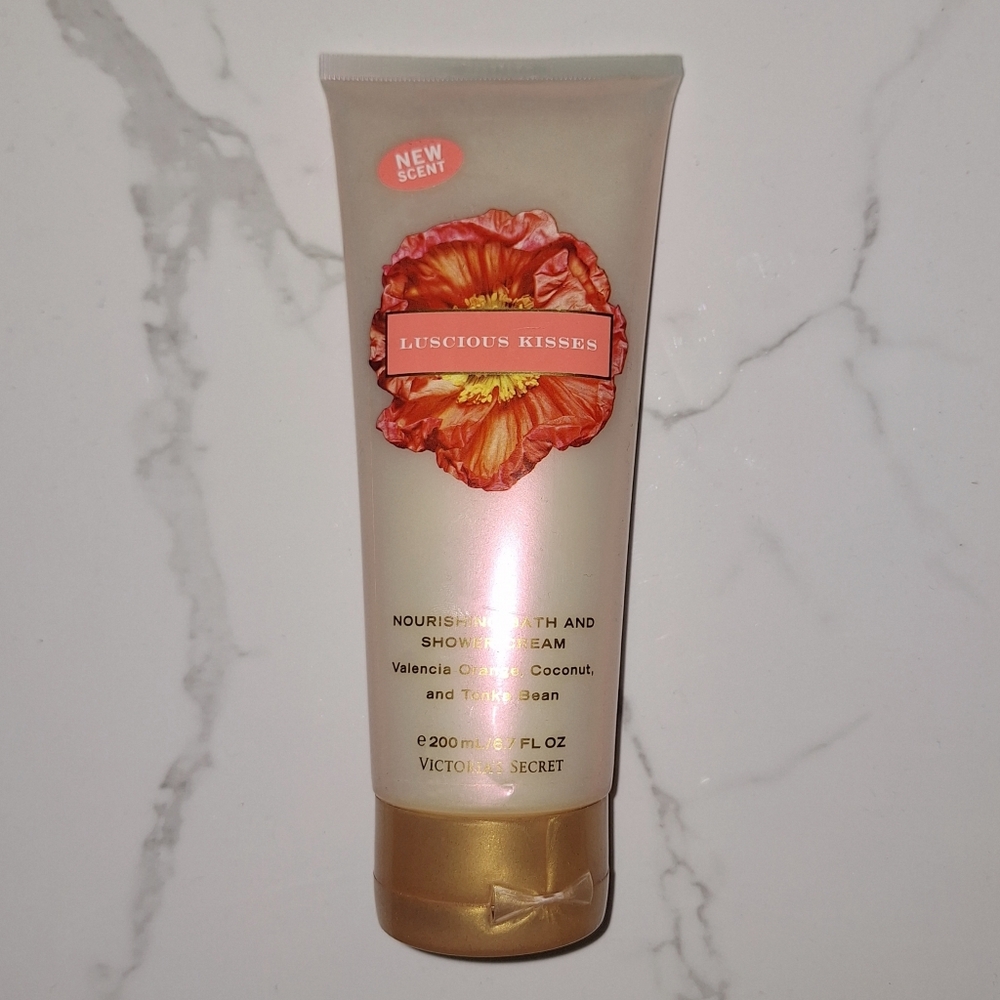 NEW Victoria's Secret Luscious Kisses Nourishing Bath & Shower Cream Y2K Scent